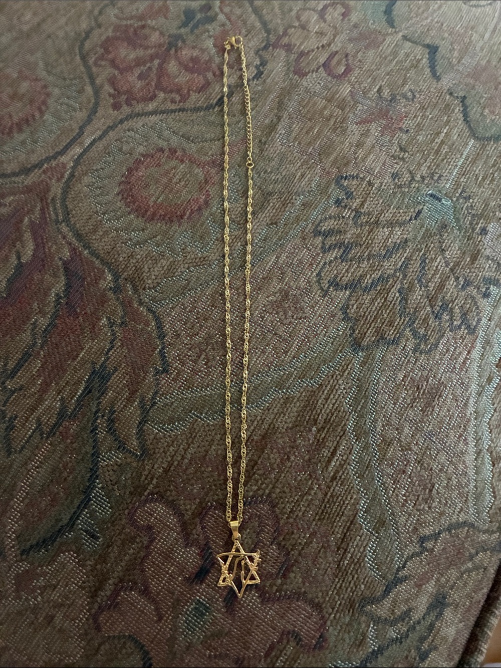 Gold Star Pendant Necklace - Women's Jewelry